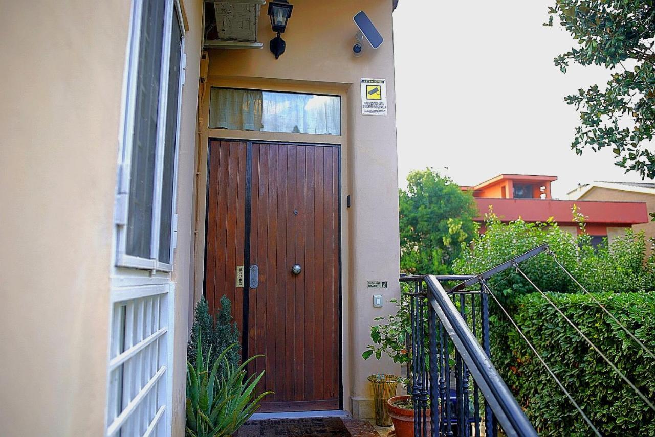 Eva Capital Guest House Vitinia Esterno foto
