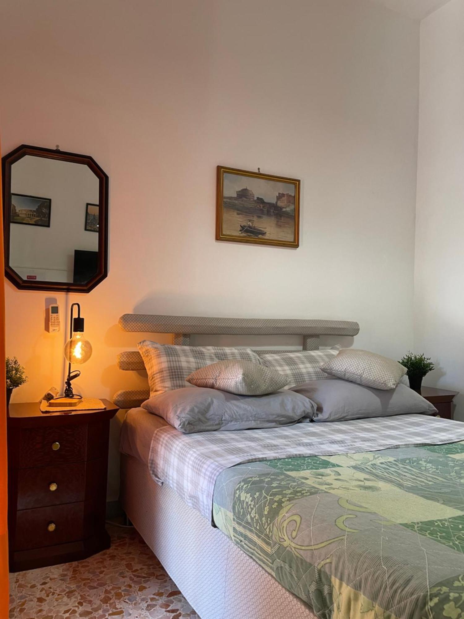 Eva Capital Guest House Vitinia Esterno foto